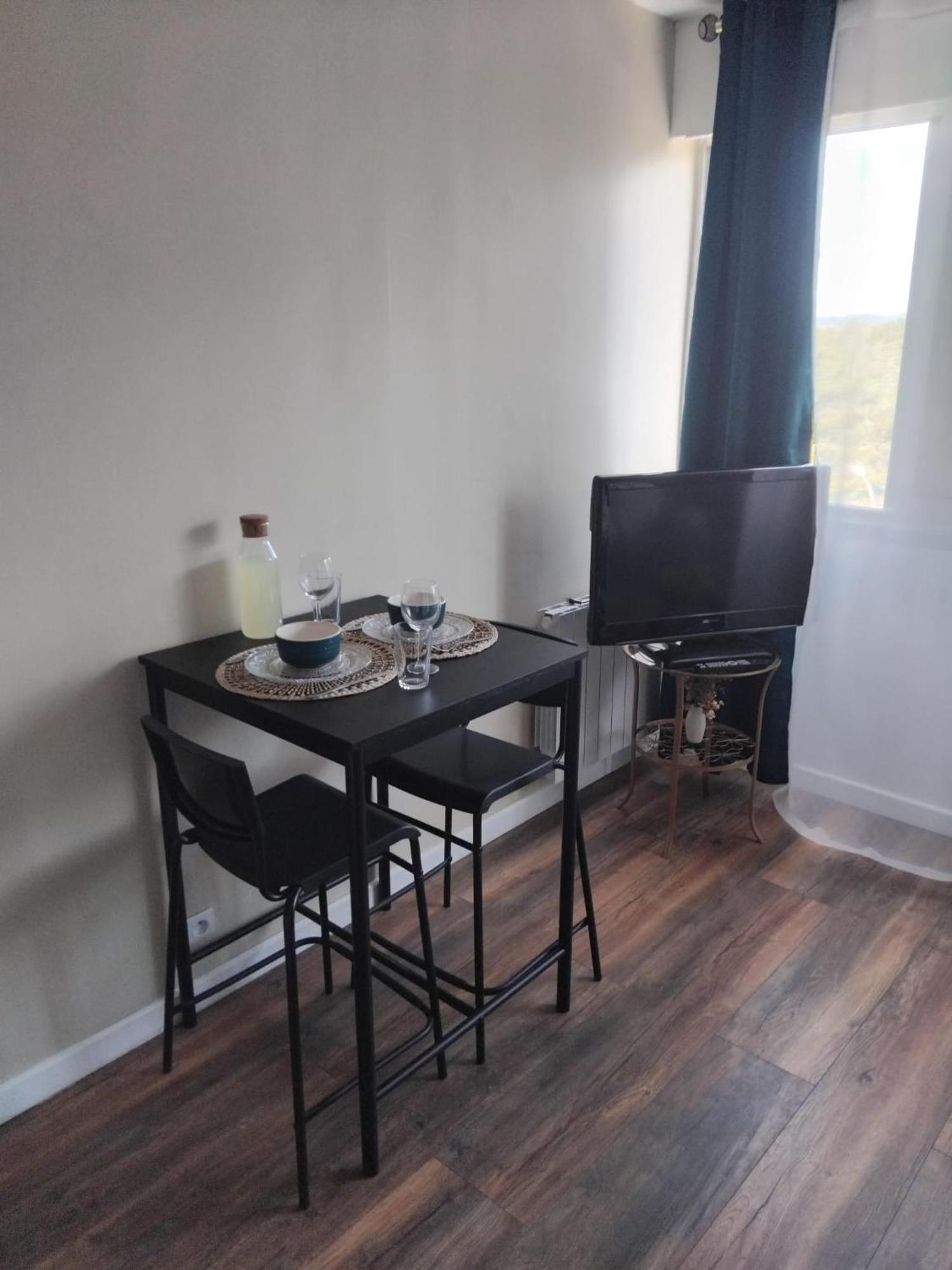 Studio Hyeres Port Et Iles D'Or. Ngoại thất bức ảnh